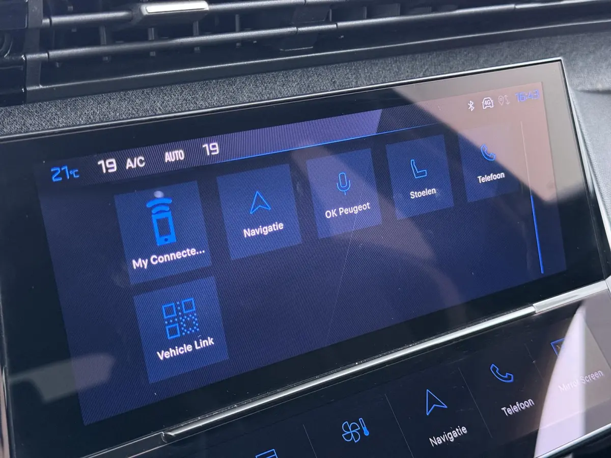 1.6 Plug-in Hybrid 180 Allure PHEV | STOELVERWARMING| DEALER ONDERHOUDEN| DODE HOEK SENSOR| ACHTERUITRIJCAMERA| RIJKLAARPRIJS INCL. 12 MND BOVAG GARANTIE|