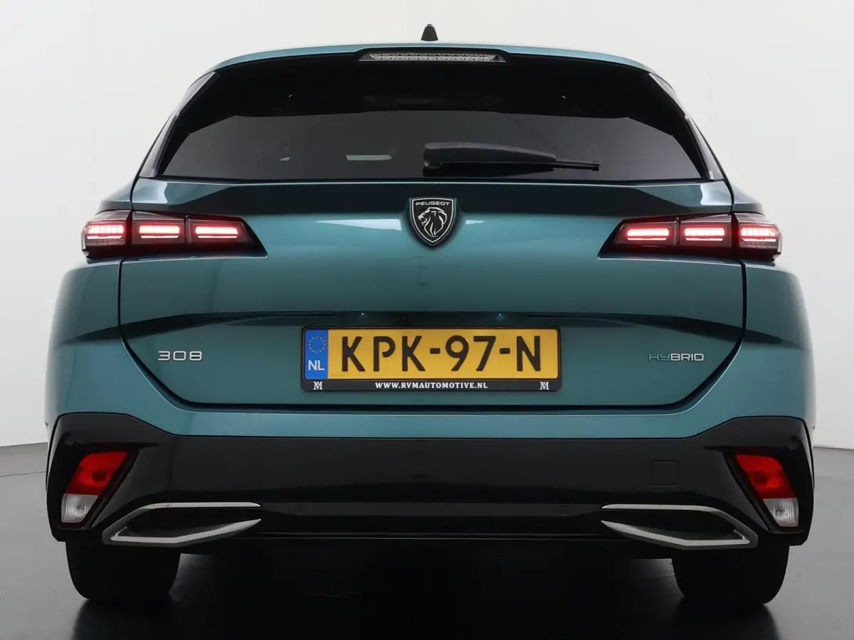 1.6 Plug-in Hybrid 180 Allure PHEV | STOELVERWARMING| DEALER ONDERHOUDEN| DODE HOEK SENSOR| ACHTERUITRIJCAMERA| RIJKLAARPRIJS INCL. 12 MND BOVAG GARANTIE|