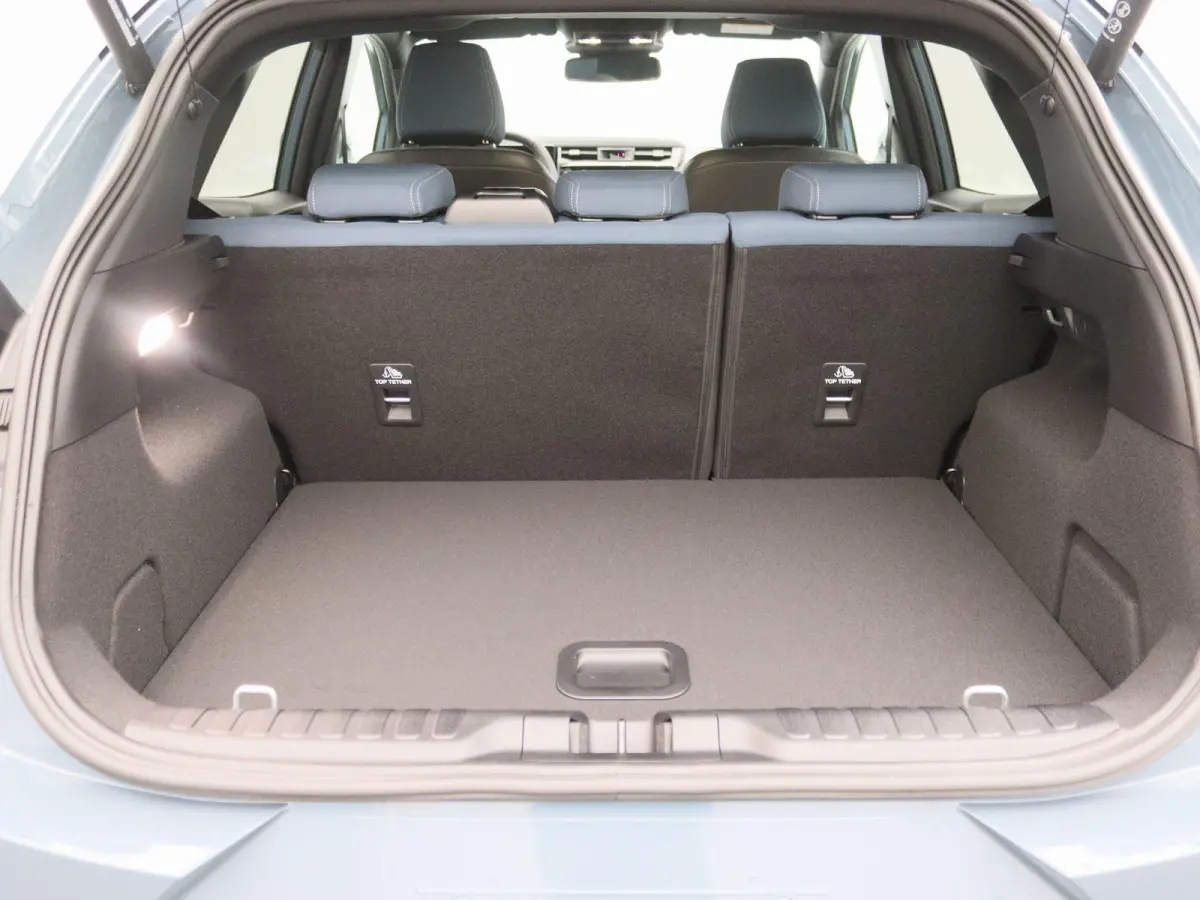 BlueCruise Edition 47 kWh | UIT VOORRAAD LEVERBAAR | Winterpack | €4400 korting | Matrix LED koplampen |
