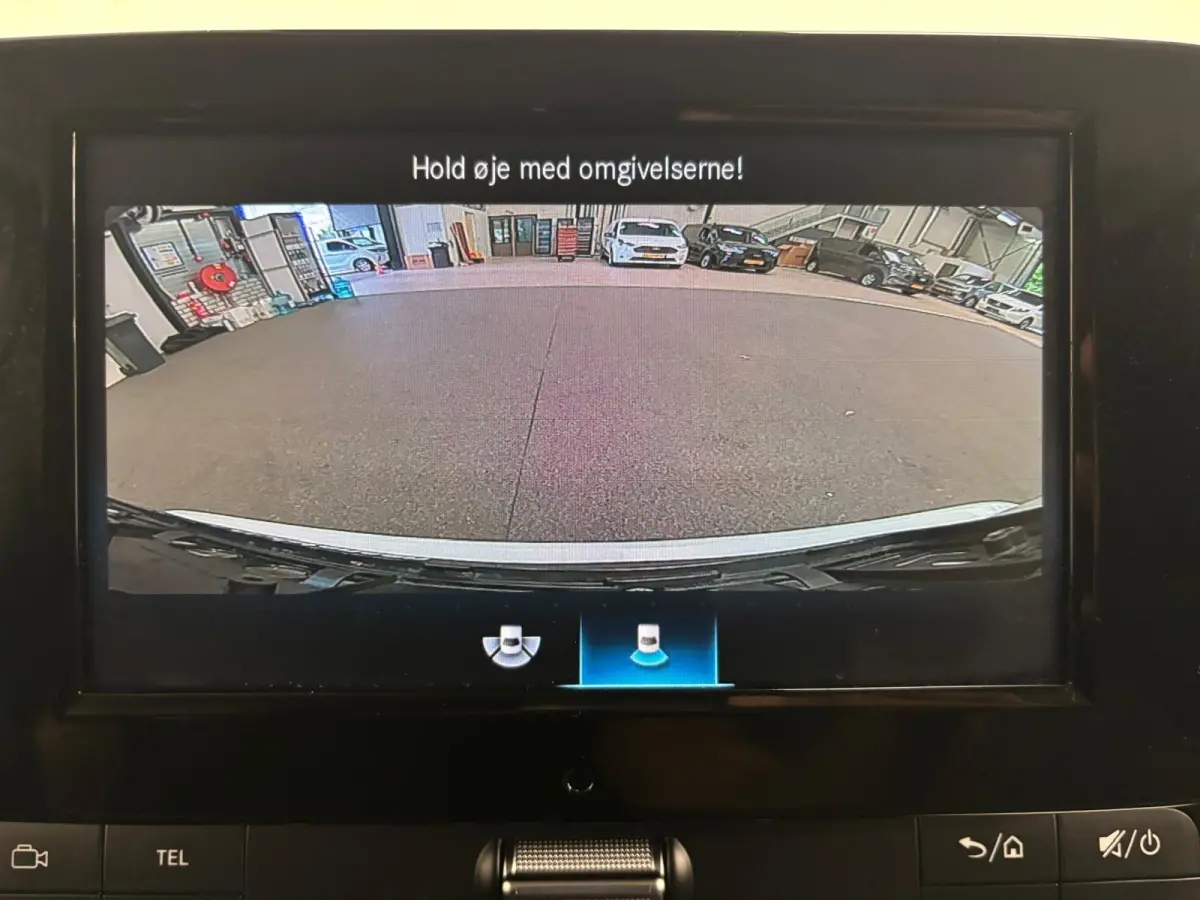 110 CDI L2 Pro Airco Cruise control Achteruitrijcamera Verwarmde stoel Trekhaak Parkeersensor achter Apple Carplay/ Android Auto