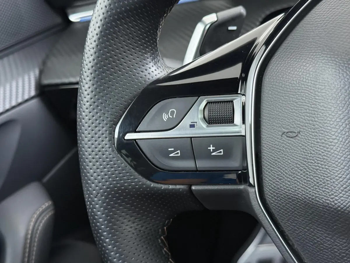 1.6 HYbrid GT VAN: 26.900,- VOOR: 22.440,- UW HERFSTVOORDEEL: 4.460,- PHEV| AFNEEMBARE TREKHAAK| PANO| ELEKTRISCHE ACHTERKLEP| ACHTERUITRIJCAMERA| RIJKLAAR GELEVERD INCL. 12 MND BOVAG GARANT