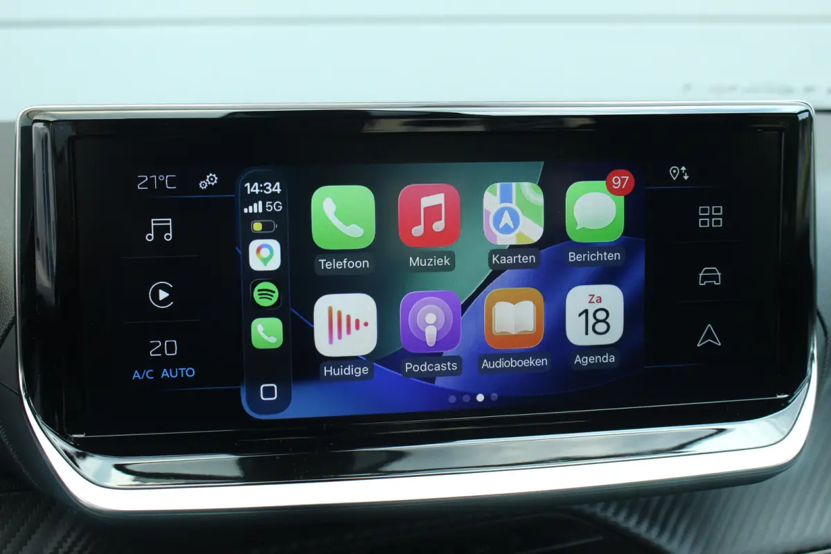 1.2 Hybride Style Aut. | Carplay | Airco | Cruise | Pdc | Centrale deurvergrendeling | | Carplay | Airco | Cruise | Pdc | Centrale deurvergrendeling |