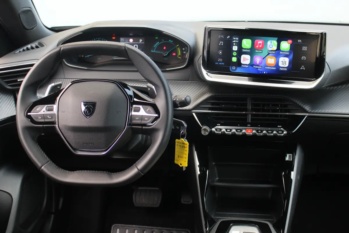 1.2 Hybride Style Aut. | Carplay | Airco | Cruise | Pdc | Centrale deurvergrendeling | | Carplay | Airco | Cruise | Pdc | Centrale deurvergrendeling |