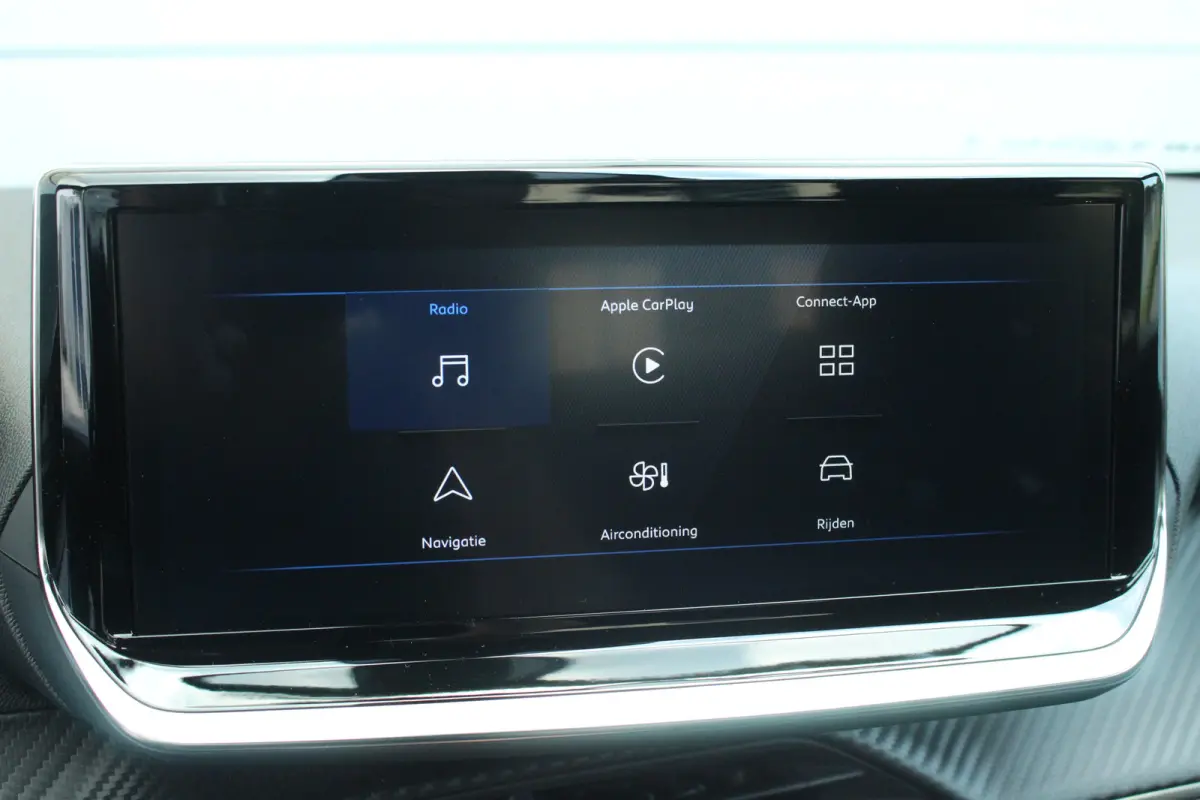 1.2 Hybride Style Aut. | Carplay | Airco | Cruise | Pdc | Centrale deurvergrendeling | | Carplay | Airco | Cruise | Pdc | Centrale deurvergrendeling |