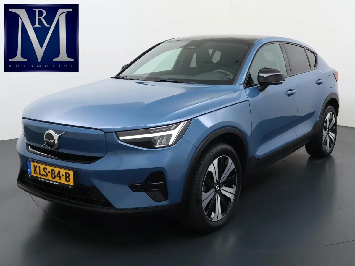 Recharge Core 69 kWh SOH 93%|VOLVO DEALER ONDERHOUDEN| ACHTERUITRIJCAMERA| PANORAMADAK| STOEL + STUURVERWARMING| RIJKLAARPRIJS INCL. 12 MAANDEN BOVAG GARANTIE|