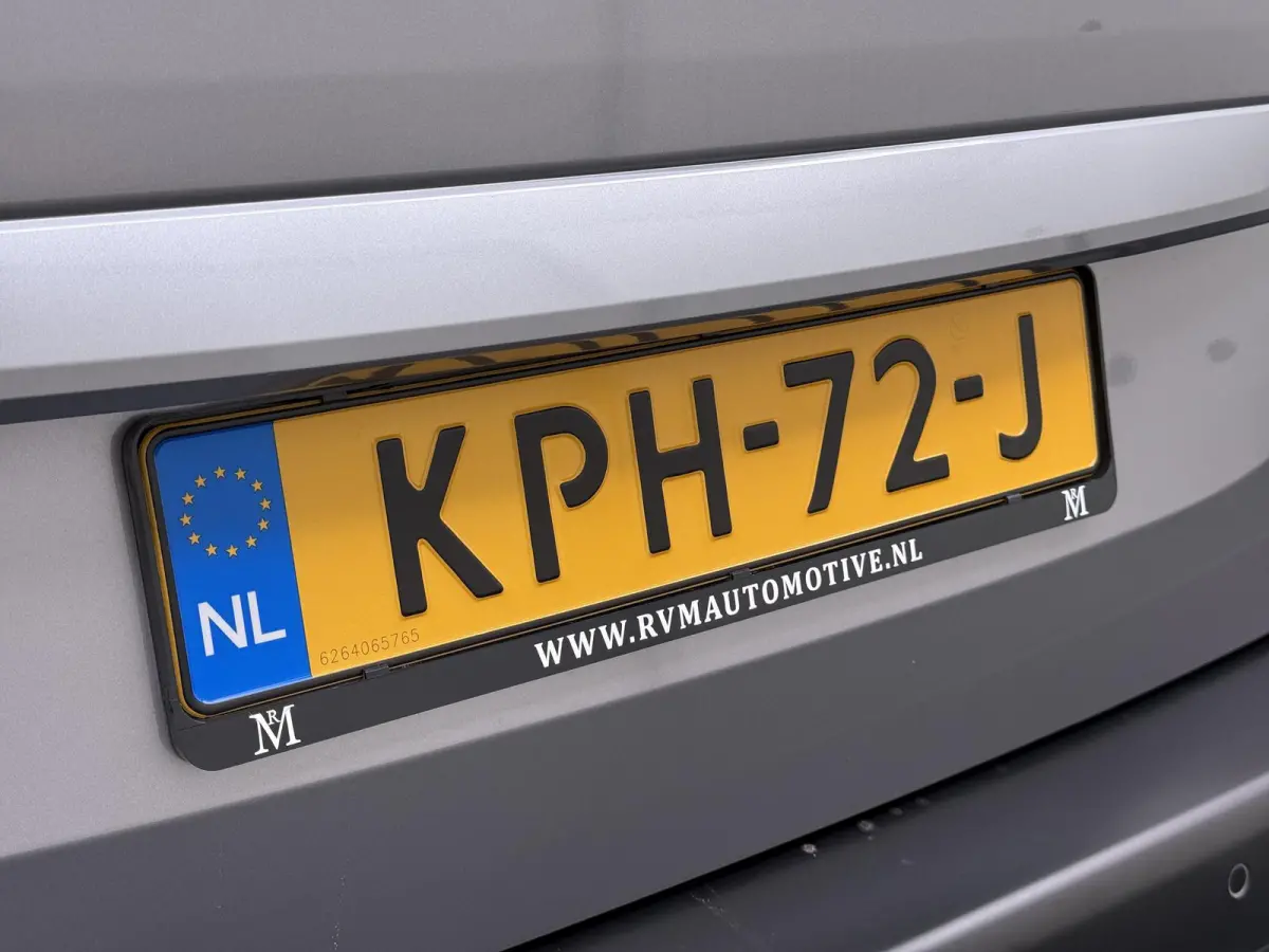 Plus M L1 50 kWh RIJKLAARPRIJS INC. 12 MND BOVAGGARANTIE | NIEUWE AUTO 10 KM! | 3-FASE LADEN| PARKEERSENSOREN ACHTER|
