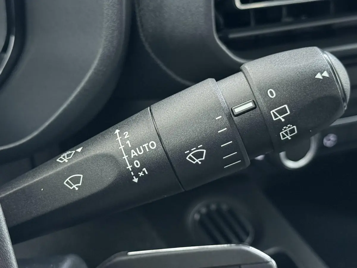 Plus M L1 50 kWh RIJKLAARPRIJS INC. 12 MND BOVAGGARANTIE | NIEUWE AUTO 10 KM! | 3-FASE LADEN| PARKEERSENSOREN ACHTER|