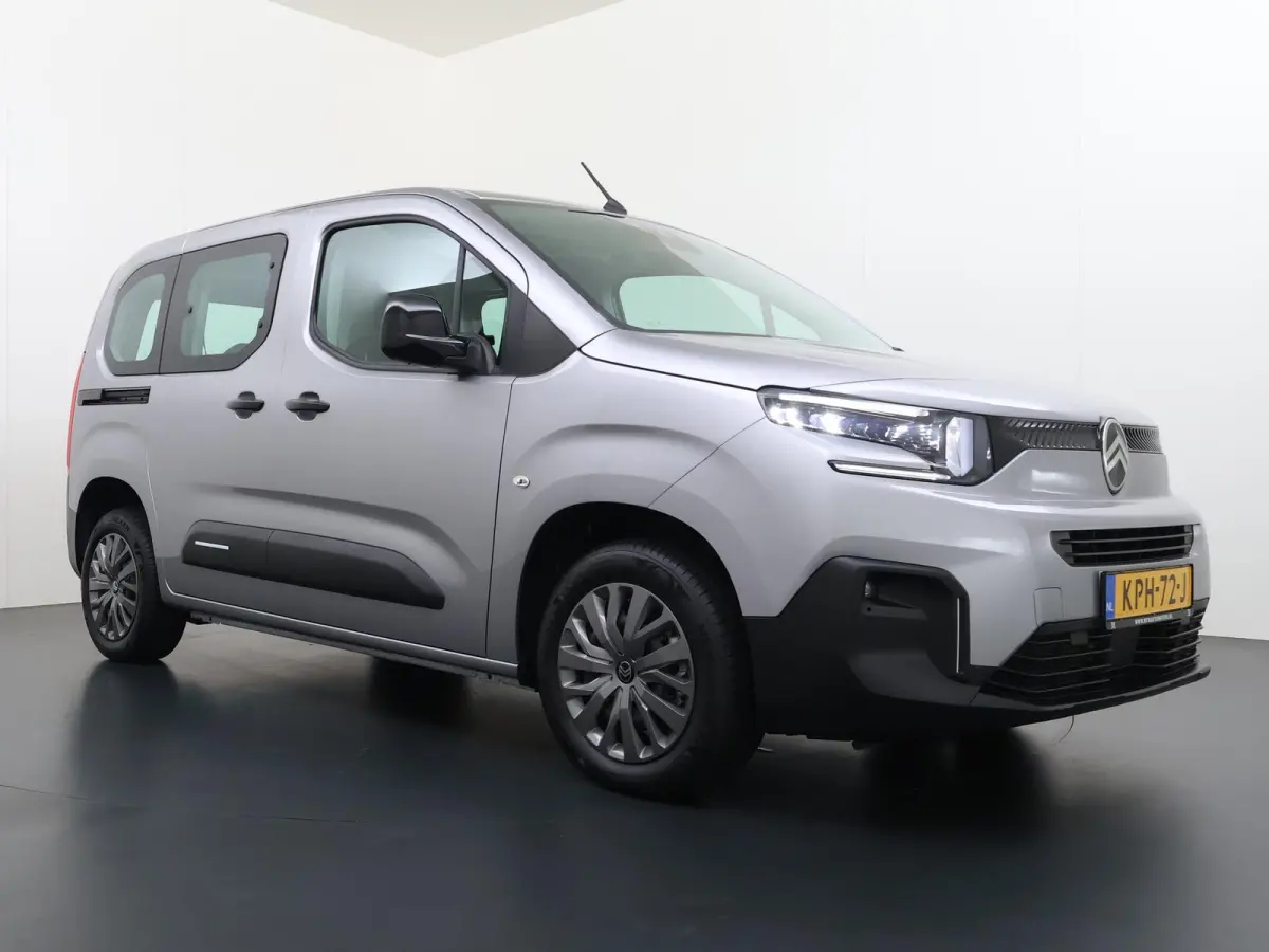 Plus M L1 50 kWh RIJKLAARPRIJS INC. 12 MND BOVAGGARANTIE | NIEUWE AUTO 10 KM! | 3-FASE LADEN| PARKEERSENSOREN ACHTER|