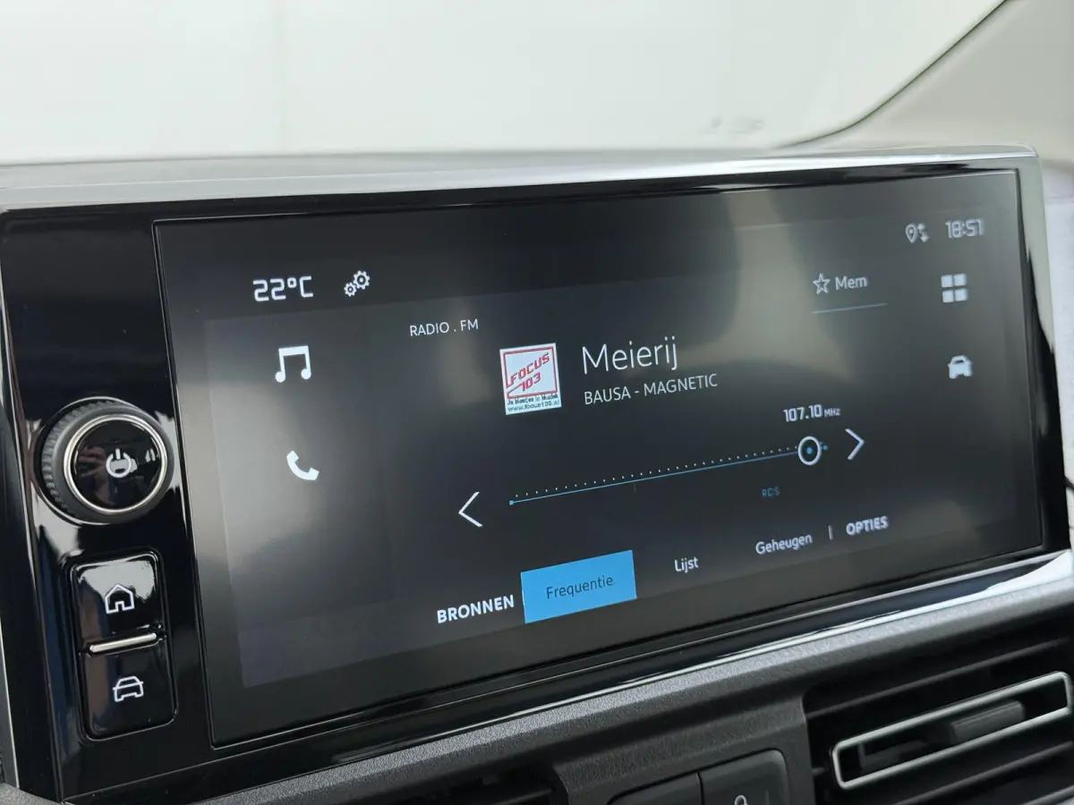 Plus M L1 50 kWh RIJKLAARPRIJS INC. 12 MND BOVAGGARANTIE | NIEUWE AUTO 10 KM! | 3-FASE LADEN| PARKEERSENSOREN ACHTER|