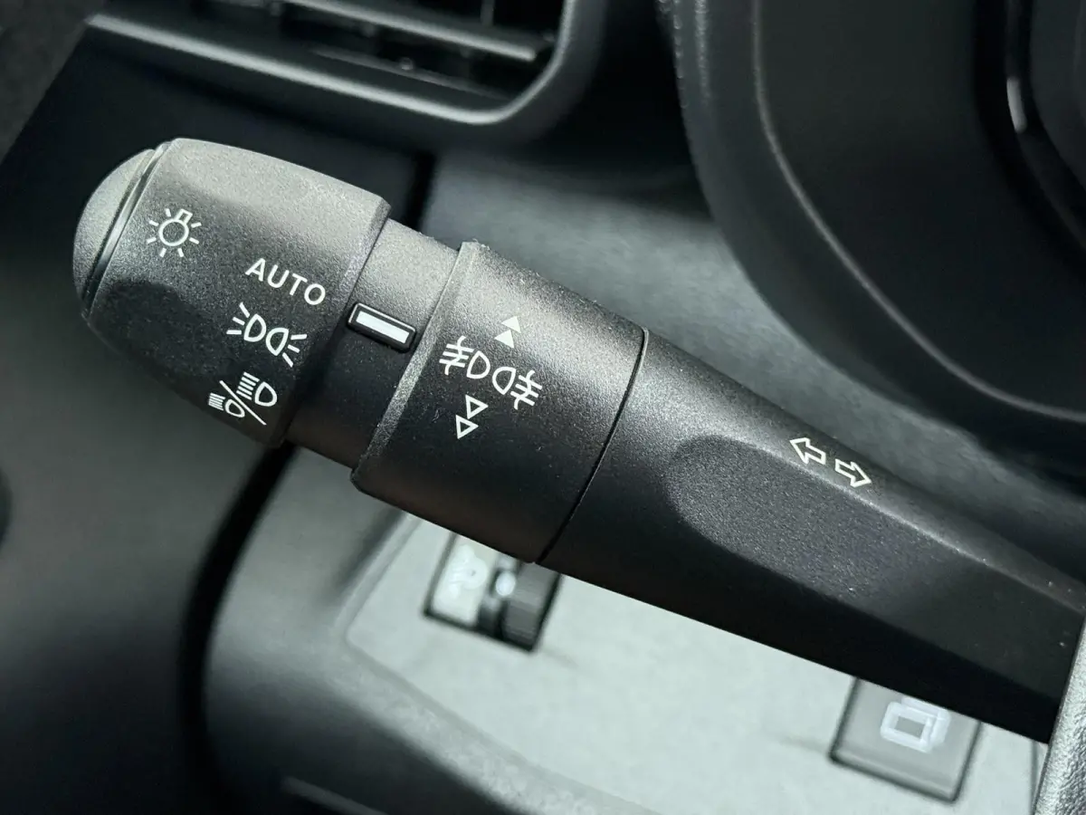 Plus M L1 50 kWh RIJKLAARPRIJS INC. 12 MND BOVAGGARANTIE | NIEUWE AUTO 10 KM! | 3-FASE LADEN| PARKEERSENSOREN ACHTER|