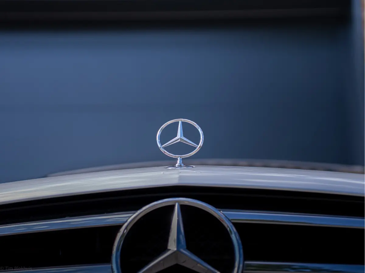 180 Ambition Avantgarde AMG-line NIEUWSTAAT I AMG-line I Trekhaak I 1800kg I Leer I Navi I 17"' I NAP I Xenon I NL-auto I