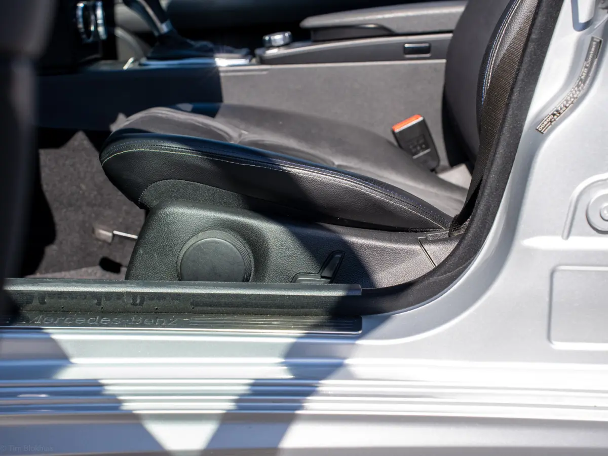 180 Ambition Avantgarde AMG-line NIEUWSTAAT I AMG-line I Trekhaak I 1800kg I Leer I Navi I 17"' I NAP I Xenon I NL-auto I