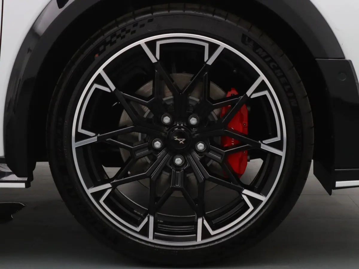 GT Performance 52 kWh 19' Snowflake Semi Diamantee | Verwarmbaar stuurwiel