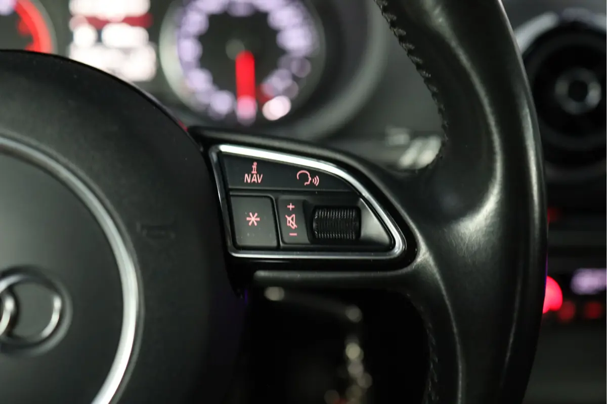 1.4 TFSI Ambiente Pro Line plus | SPORTSTOELEN | PDC | NAVI | CLIMATE CONTROL | STOELVERWARMING |