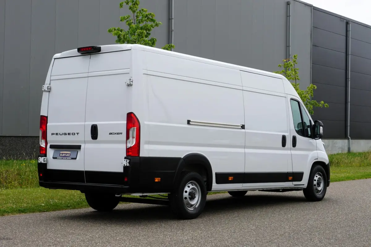 2.2 BlueHDi 180 L4H2 3.5t 180 pk |Automaat |Adaptive Cruise |Digitaal dashboard en groot scherm |Climate control |EURO6 |Topstaat |Betimmering