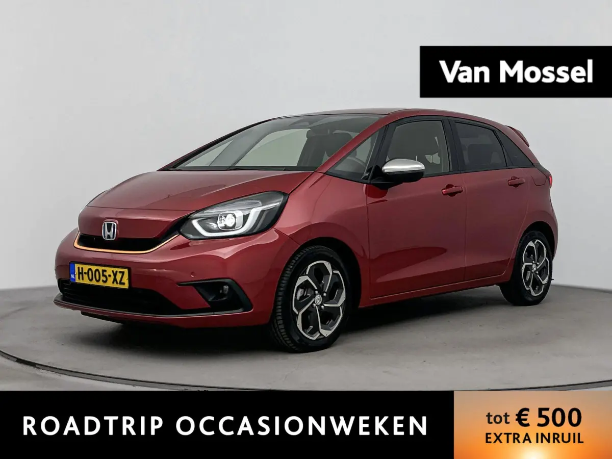1.5 e:HEV Executive | ACC | Achteruitrijcamera | Stoel + Stuurverwarming | Lane Assist | Climate Control | Apple Carplay/Android Auto |