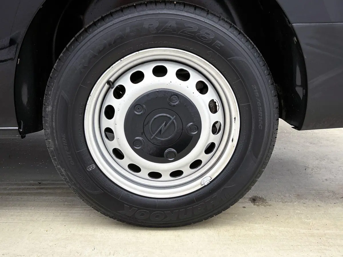 1.5 CDTI L3H1 Edition Dubbele Cabine Airco Navigatie Bluetooth Parkeersensoren Camera Trekhaak