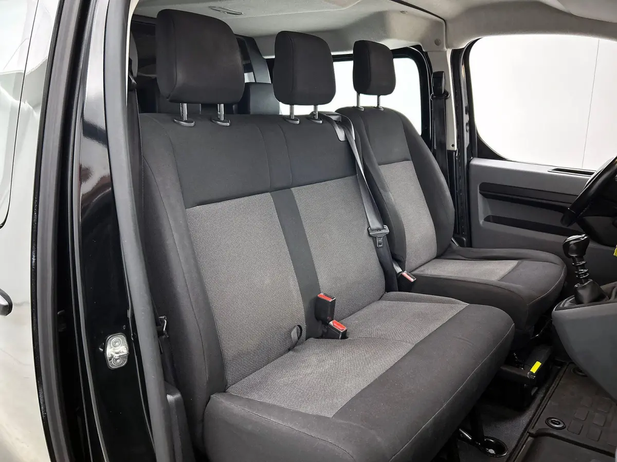 1.5 CDTI L3H1 Edition Dubbele Cabine Airco Navigatie Bluetooth Parkeersensoren Camera Trekhaak