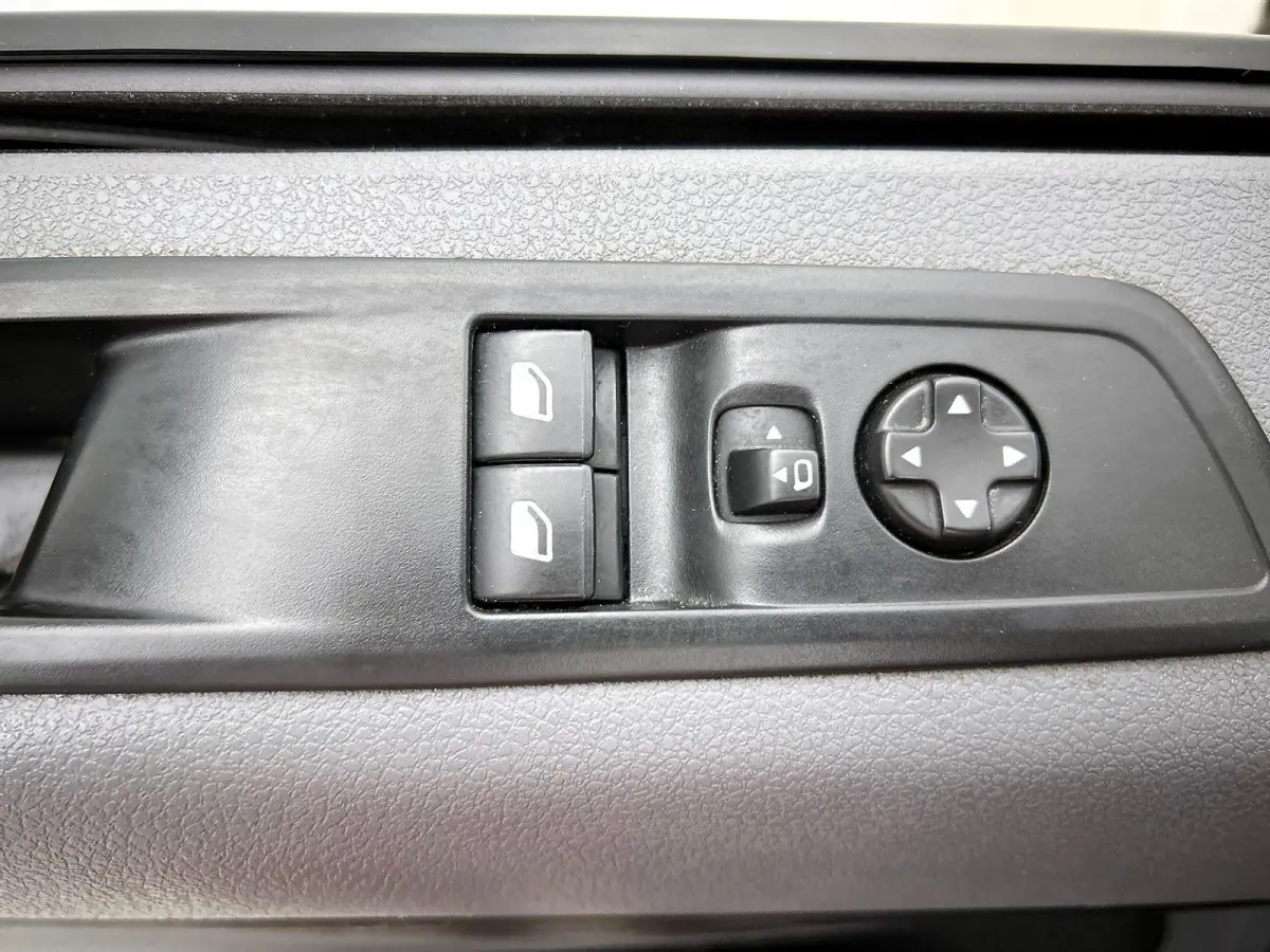1.5 CDTI L3H1 Edition Dubbele Cabine Airco Navigatie Bluetooth Parkeersensoren Camera Trekhaak