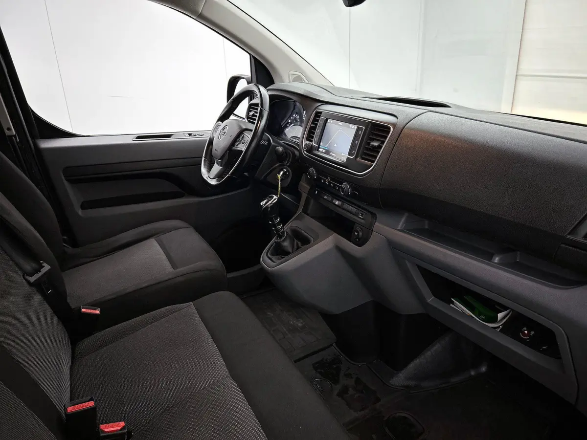 1.5 CDTI L3H1 Edition Dubbele Cabine Airco Navigatie Bluetooth Parkeersensoren Camera Trekhaak