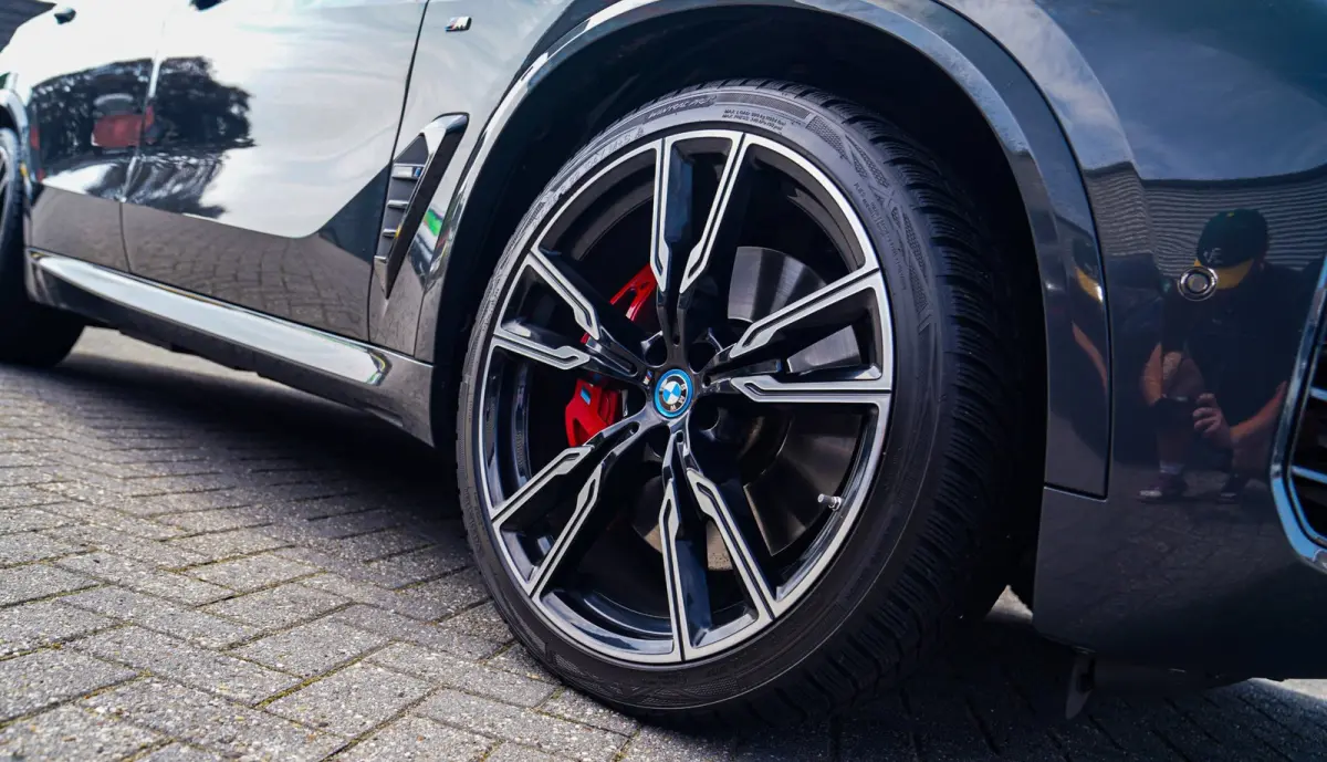 XDrive50e High Executive | X5M Kuipstoelen | Driving assistant Prof | HuD | Dravit Grau | Luchtvering | Stoelverkoeling |