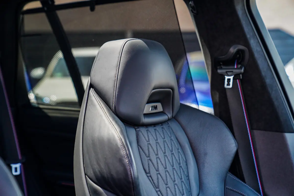 XDrive50e High Executive | X5M Kuipstoelen | Driving assistant Prof | HuD | Dravit Grau | Luchtvering | Stoelverkoeling |