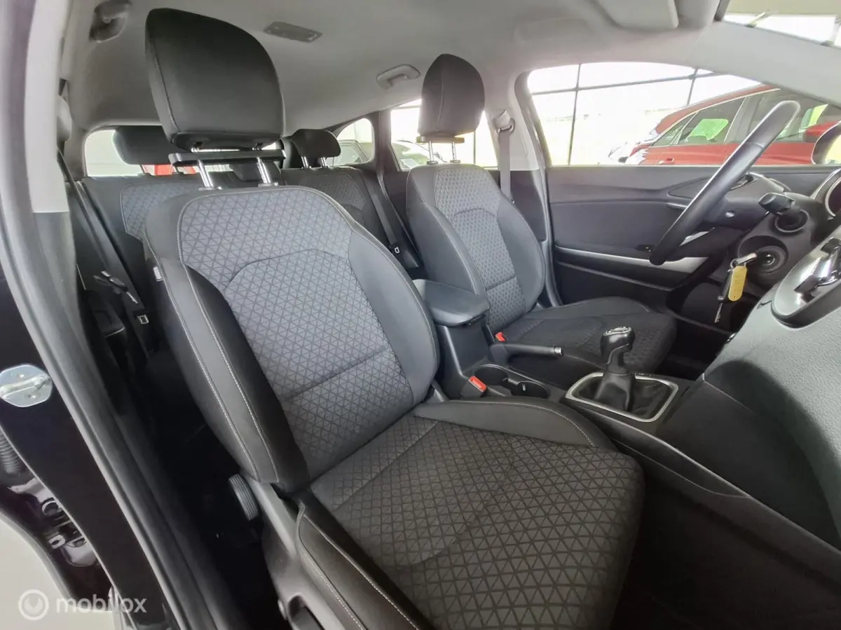 1.0 T-GDi DynamicLine | CARPLAY | PARK. SENSOR - RIJKLAARPRIJS