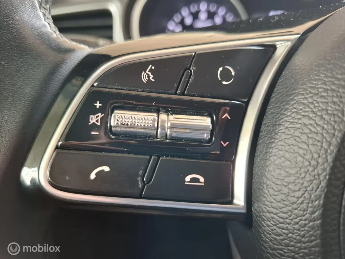 1.0 T-GDi DynamicLine | CARPLAY | PARK. SENSOR - RIJKLAARPRIJS