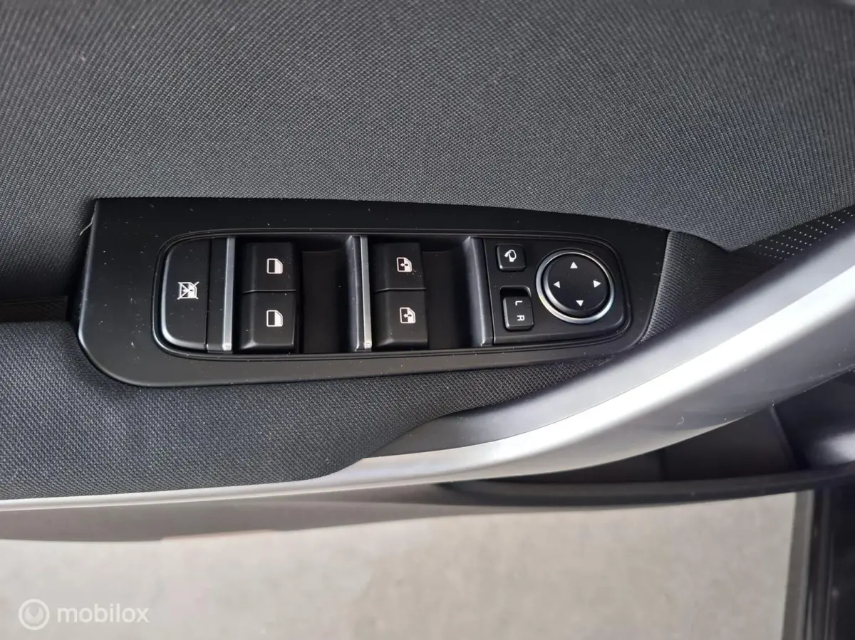 1.0 T-GDi DynamicLine | CARPLAY | PARK. SENSOR - RIJKLAARPRIJS