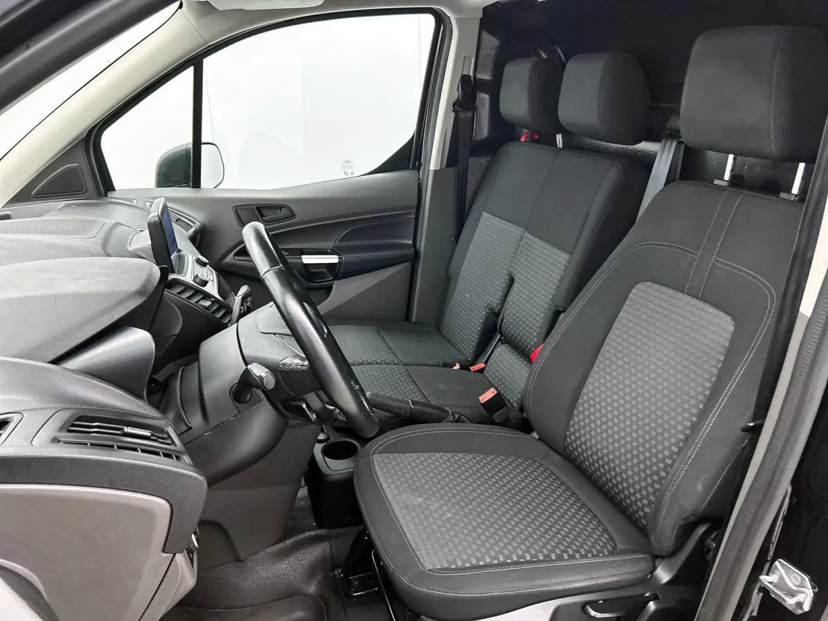1.5 EcoBlue L2 Trend Automaat Navi Airco Parkeersensoren Cruise Control 3Zits Camera DAB+