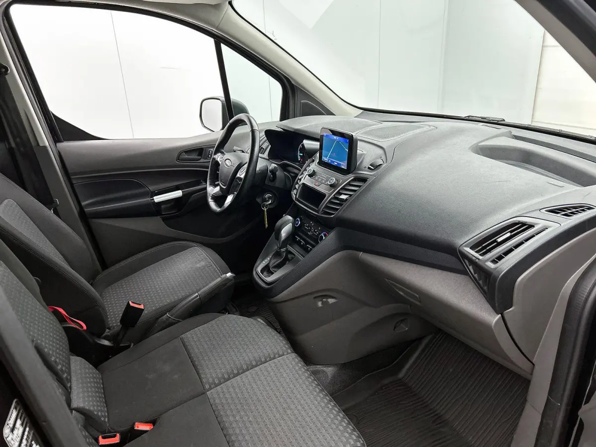 1.5 EcoBlue L2 Trend Automaat Navi Airco Parkeersensoren Cruise Control 3Zits Camera DAB+
