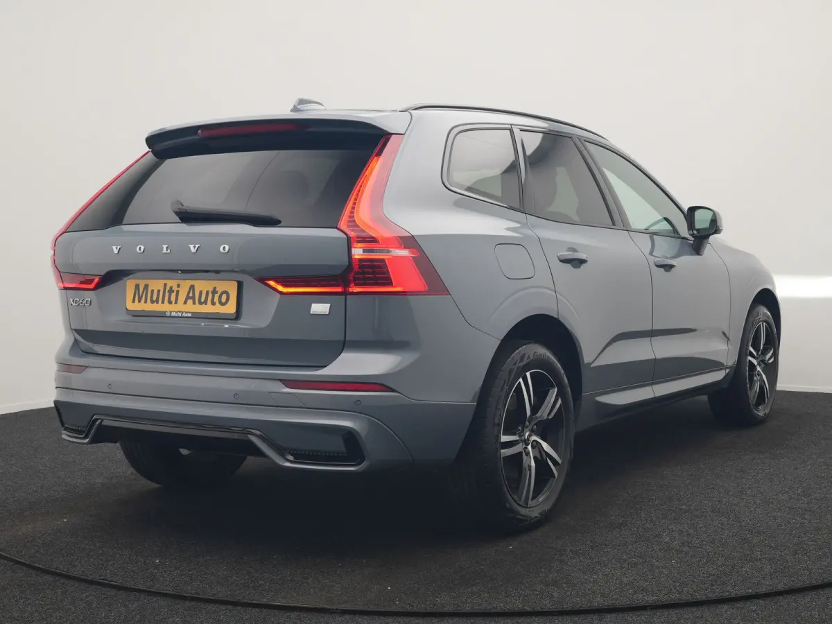 T6 AWD R-Design LONG RANGE PHEV 350pk Dealer O.H. | Panodak | Camera | Sportstoelen Memory & Verwarmd | Stuur Verwarmd | Google Assistent | Keyless | Cruise Control | Apple Carplay | DAB | P