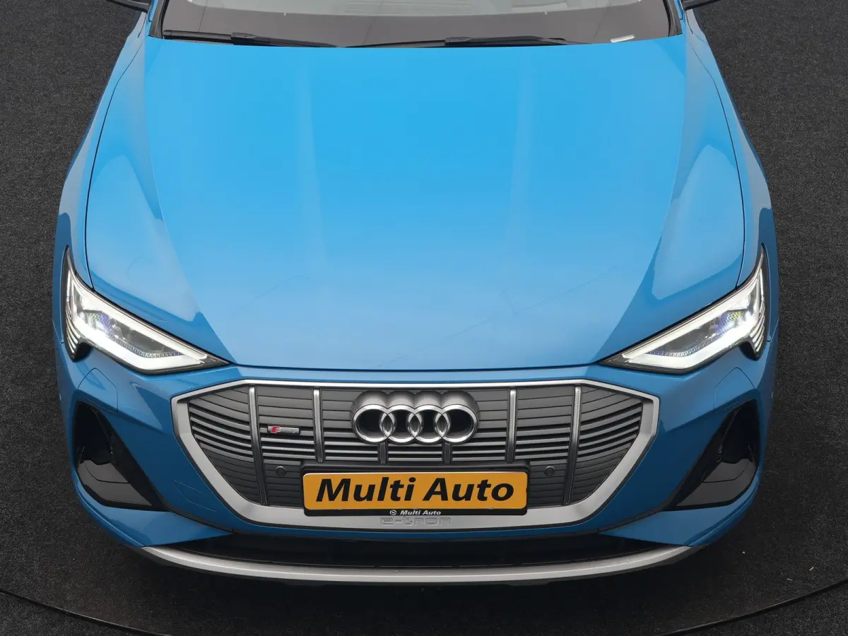 50 Quattro S Line 71 kWh 313pk Dealer O.H. | Luchtvering | Adaptive Cruise | Nachtzicht | Head Up | Camera | Alcantara Sportstoelen Verwarmd | Keyless | 20"L.M | Navigatie | DAB | Virtual Co