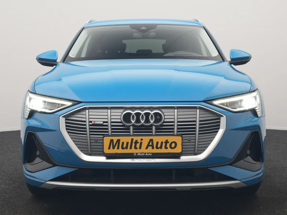 50 Quattro S Line 71 kWh 313pk Dealer O.H. | Luchtvering | Adaptive Cruise | Nachtzicht | Head Up | Camera | Alcantara Sportstoelen Verwarmd | Keyless | 20"L.M | Navigatie | DAB | Virtual Co