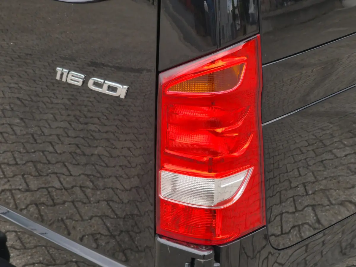 116CDI XXL AUTOM LEER LED TREKHAAK