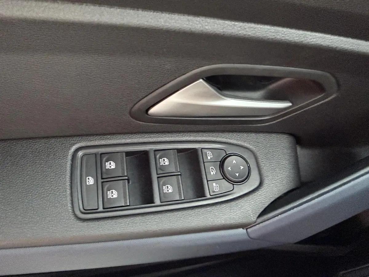 journey hybrid 140 | AUTOMAAT | Pack Parking |