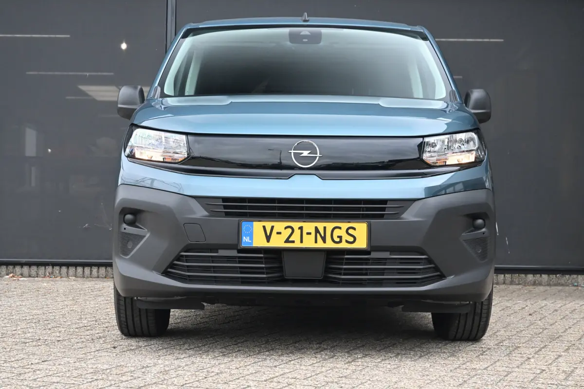 136 L1 50kWh Tot 8 Jaar Garantie! | Navigatie by App | Achteruitrijcamera | Betimmering | !!