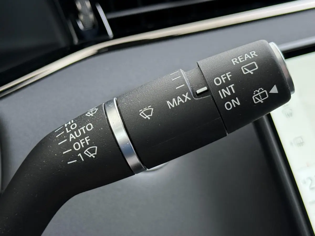 2024 Model 1.5 P300e AWD R-Dynamic S VAN: 52.900,- VOOR: 46.877,- UW HERFSTVOORDEEL: 6.023,- NEW MODEL / FACELIFT PHEV 309 PK | UNIEK 8.000 KM | FABRIEKSGARANTIE t/m 26-02-2029 / 150.000 KM 