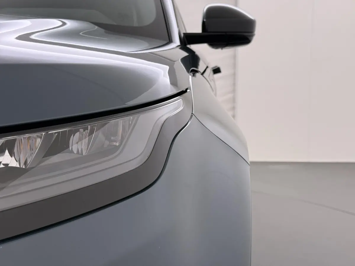 2024 Model 1.5 P300e AWD R-Dynamic S VAN: 52.900,- VOOR: 46.877,- UW HERFSTVOORDEEL: 6.023,- NEW MODEL / FACELIFT PHEV 309 PK | UNIEK 8.000 KM | FABRIEKSGARANTIE t/m 26-02-2029 / 150.000 KM 