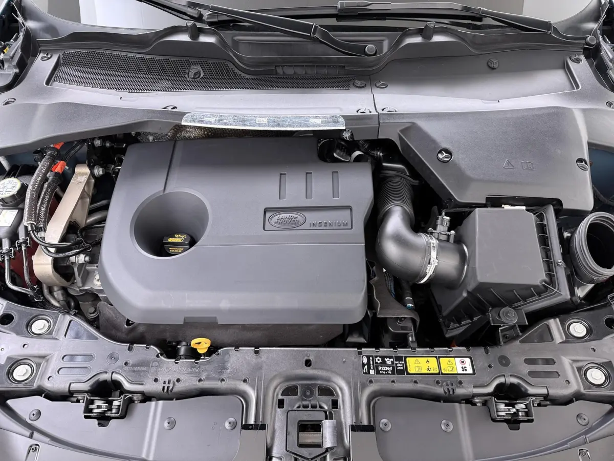 2024 Model 1.5 P300e AWD R-Dynamic S VAN: 52.900,- VOOR: 46.877,- UW HERFSTVOORDEEL: 6.023,- NEW MODEL / FACELIFT PHEV 309 PK | UNIEK 8.000 KM | FABRIEKSGARANTIE t/m 26-02-2029 / 150.000 KM 