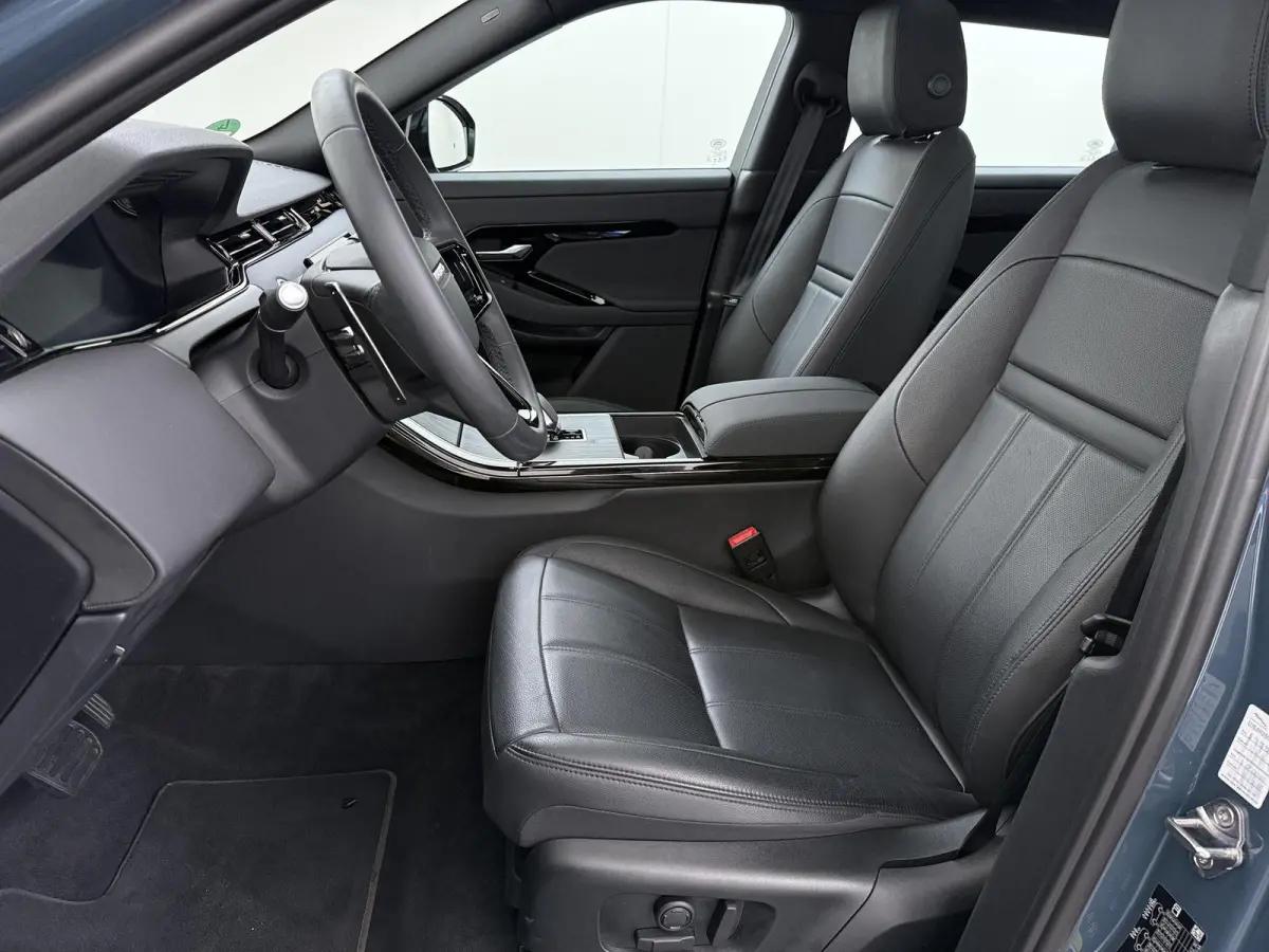 2024 Model 1.5 P300e AWD R-Dynamic S VAN: 52.900,- VOOR: 46.877,- UW HERFSTVOORDEEL: 6.023,- NEW MODEL / FACELIFT PHEV 309 PK | UNIEK 8.000 KM | FABRIEKSGARANTIE t/m 26-02-2029 / 150.000 KM 