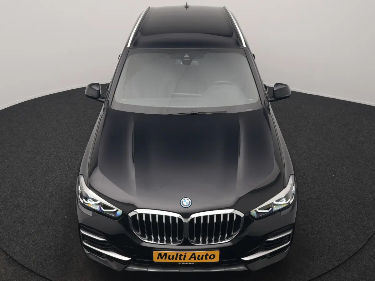 xDrive45e X Line PHEV 395pk Dealer O.H. | Luchtvering | Camera | Adaptief Onderstel | Lederen Sportstoelen Memory | Hifi Audio | Apple Carplay | Sfeerverlichting | Navigatie | DAB | Plug In 