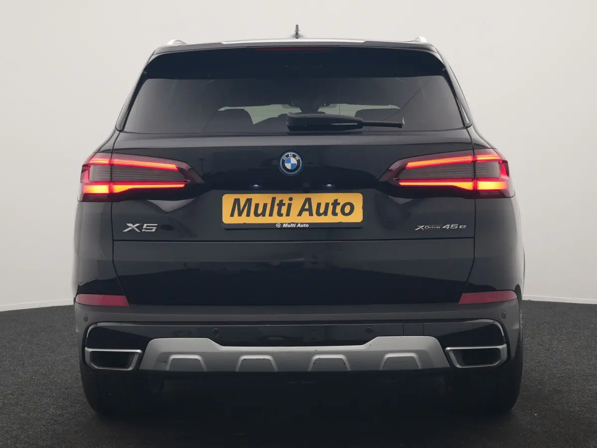 xDrive45e X Line PHEV 395pk Dealer O.H. | Luchtvering | Camera | Adaptief Onderstel | Lederen Sportstoelen Memory | Hifi Audio | Apple Carplay | Sfeerverlichting | Navigatie | DAB | Plug In 