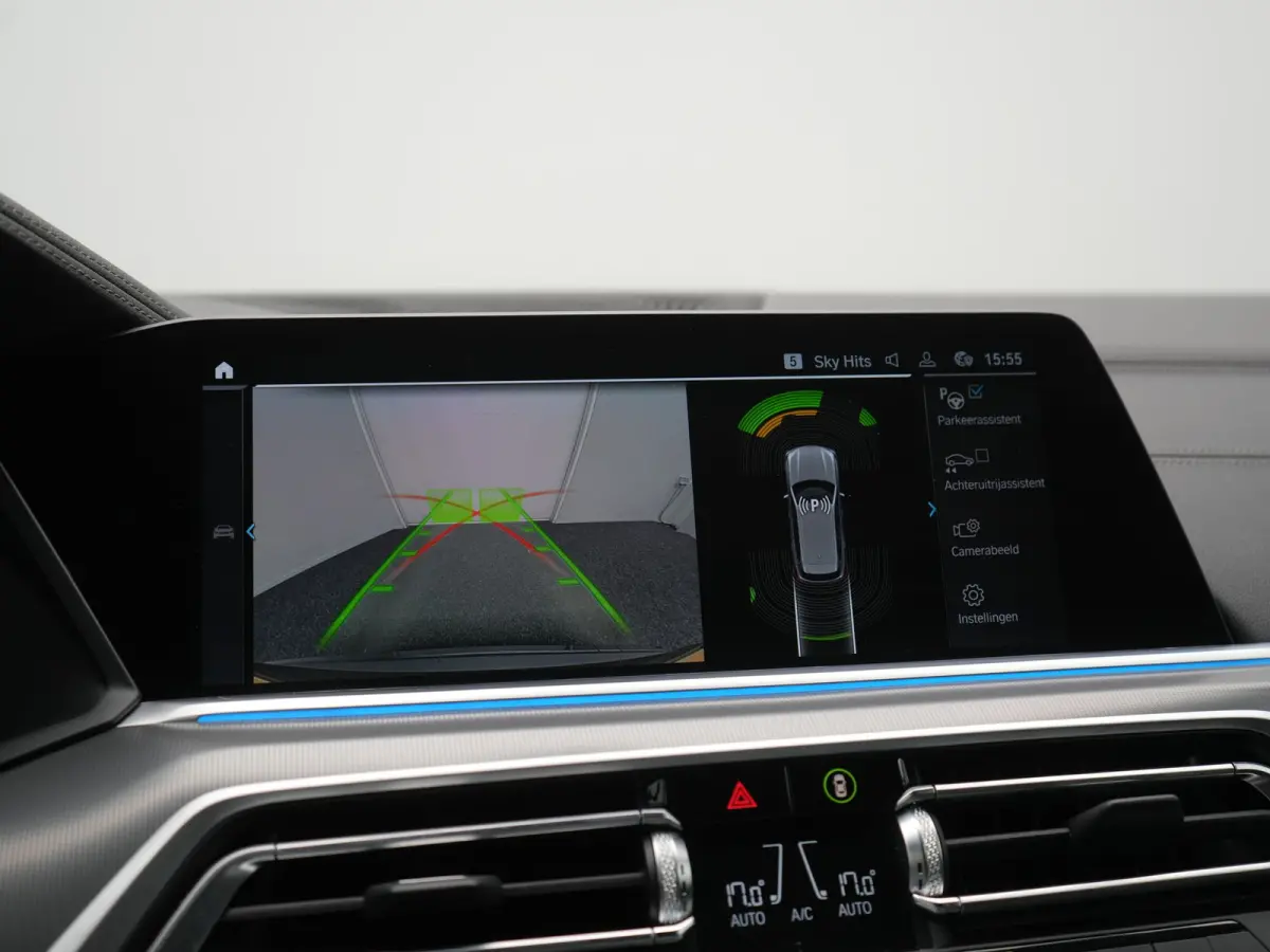 xDrive45e X Line PHEV 395pk Dealer O.H. | Luchtvering | Camera | Adaptief Onderstel | Lederen Sportstoelen Memory | Hifi Audio | Apple Carplay | Sfeerverlichting | Navigatie | DAB | Plug In 