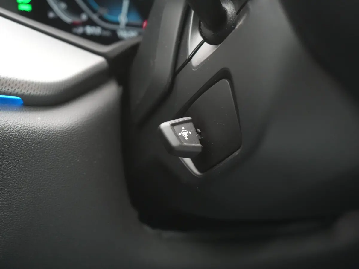 xDrive45e X Line PHEV 395pk Dealer O.H. | Luchtvering | Camera | Adaptief Onderstel | Lederen Sportstoelen Memory | Hifi Audio | Apple Carplay | Sfeerverlichting | Navigatie | DAB | Plug In 