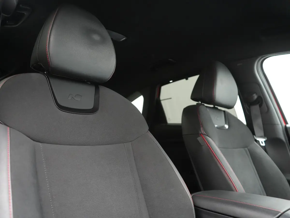 1.6 T-GDI N Line 4WD PHEV 265pk Dealer O.H. | Adaptive Cruise | Camera | Alcantara Sportstoelen & Stuur Verwarmd | Krell Audio | Apple Carplay | Keyless | Blis | 19"L.M | Navigatie | DAB | P