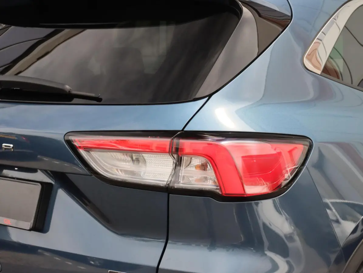 2.5 PHEV 225PK Titanium X | Trekhaak |