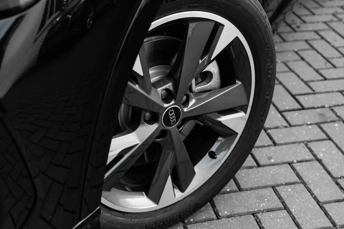 S edition Competition | Achterklep, automatisch bedienbaar | Achteruitrijcamera | Adaptive cruise control