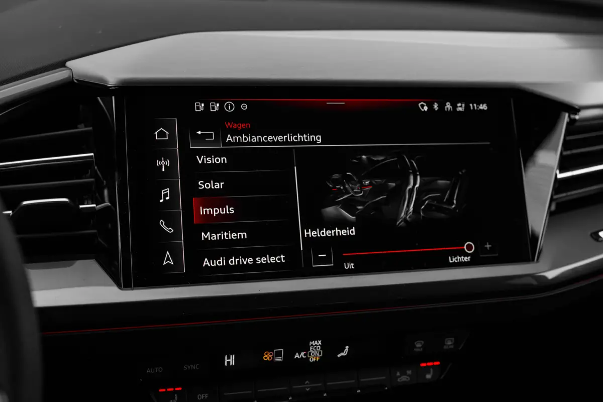 S edition Competition | Achterklep, automatisch bedienbaar | Achteruitrijcamera | Adaptive cruise control