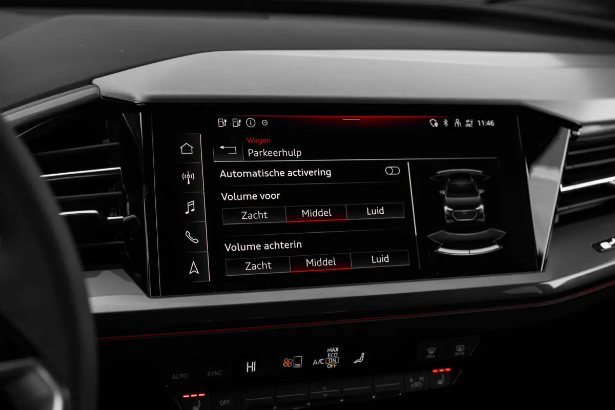 S edition Competition | Achterklep, automatisch bedienbaar | Achteruitrijcamera | Adaptive cruise control